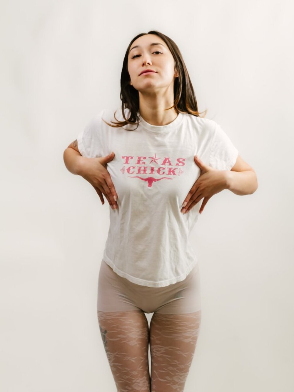 Y2K Texas Chick T-Shirt (M) medium white pink vintage baby tee western Anvil